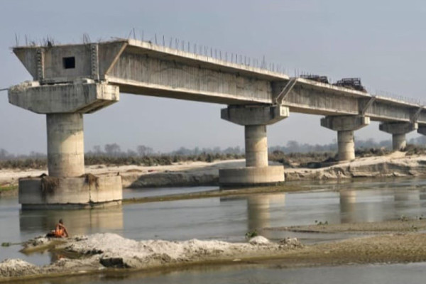 एक दशक बित्दा पनि बनेन बागमती पुल : ८६ करोडको योजना अलपत्र